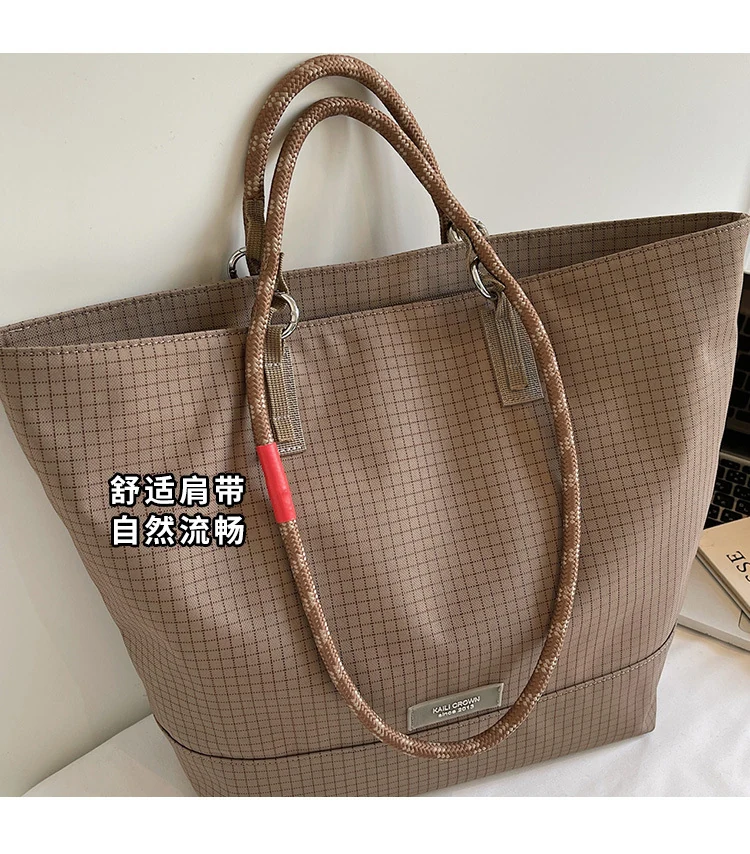 日系户外防水尼龙包图片 8